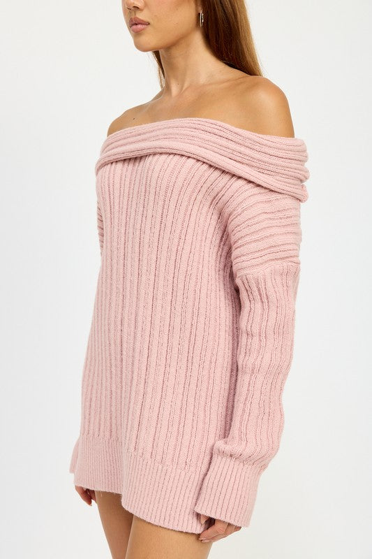 OVERSIZED OFF SHOULDER SWEATER