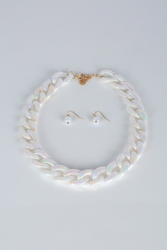 STATEMENT WHITE CHAIN NECKLACE AND EARRING SET