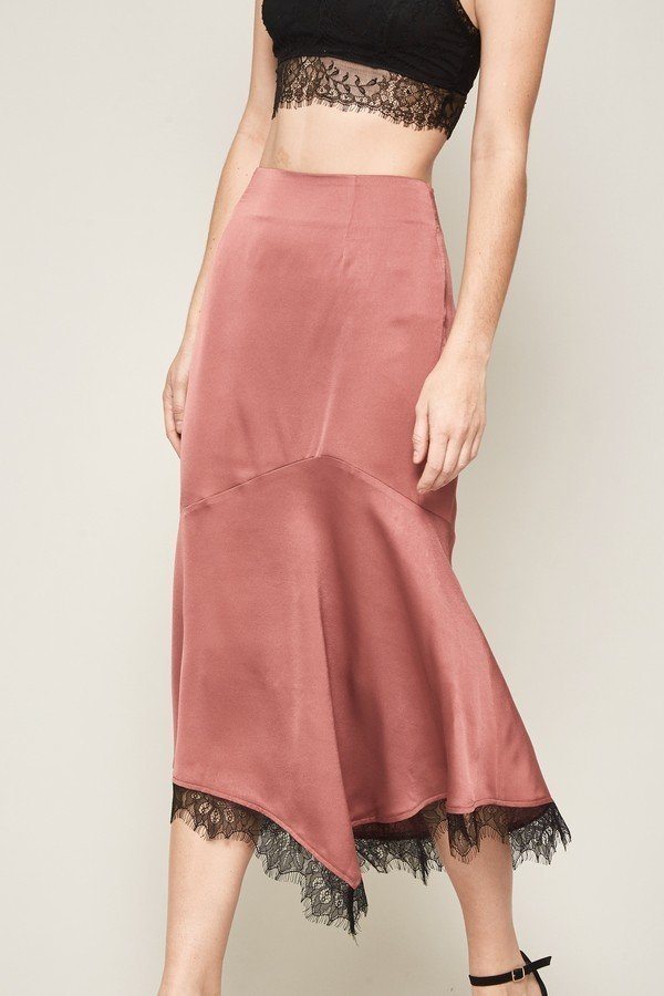 A Solid Woven Midi Skirt